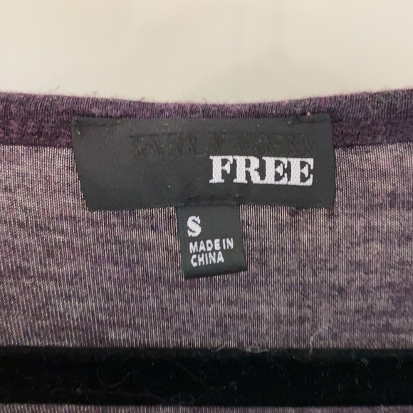 Aritzia Wilfred Free purple t-shirt - Picture 3 of 4